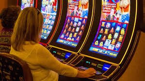 Pemain memanfaatkan mobile access sportsbook di sctvtogel dengan mulus